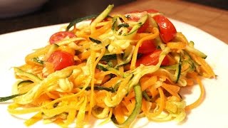 Zucchinisalat aus ZucchiniSpaghetti [upl. by York]