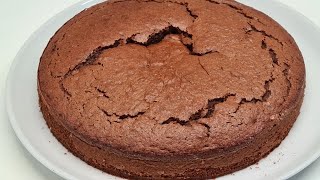 🍫 Nouvelle Recette  Gâteau Moelleux au Chocolat 🎂 [upl. by Anedal614]