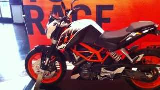 2013 KTM 390 Duke walkaround by OVERDRIVE [upl. by Ebehp]