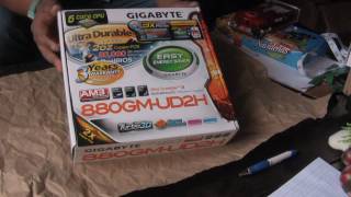 Preview Gigabyte GA880GMUD2H HD [upl. by Airamak]