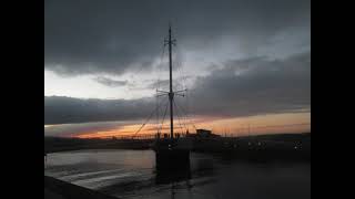 NOVEMBER BEACH RHYL WALESDusk [upl. by Halimeda]