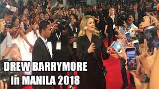 DREW BARRYMORE pinagkaguluhan at nakipagselfie sa mga Pinoy [upl. by Sikras]