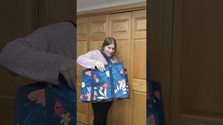 ThirtyOne Wearable Deluxe Utility Tote [upl. by Capello625]