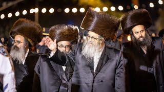 Bagleiten Motzei Simchas Torah 2024 For Satmar Rebbe R’ Zalmen Leib [upl. by Allehc]