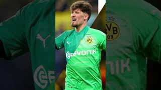 Gregor Kobel vs Roman Weidenfeller Who is Borussia Dortmunds Greatest Goalkeeper 🧤  Vote Now [upl. by Kattie242]