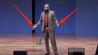 4 essential body language tips from a world champion public speaker [upl. by Jethro574]