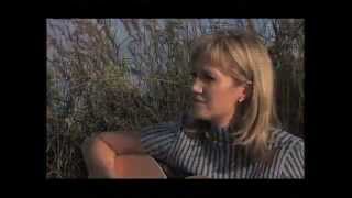 Juanita du Plessis  Altyd Daar OFFICIAL MUSIC VIDEO [upl. by Farmer639]