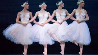 Danse des petits cygnes  Act 2  Swan lake  Tchaikovsky [upl. by Leviralc958]