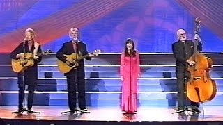 The Seekers  I Am Australian Live 2000  HQ Audio [upl. by Gavrila]