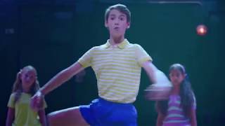 Lescola Billy Elliot obre portes a Barcelona  Billy Elliot El Musical TEATRE BARCELONA [upl. by Aceber]