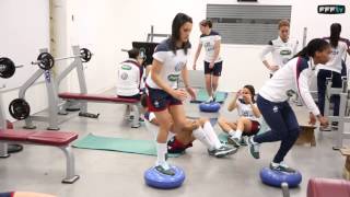 Equipe de France Féminine  Conseils de musculation [upl. by Ekusoyr]