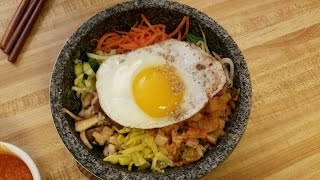 Making Bibimbap [upl. by Harmon]