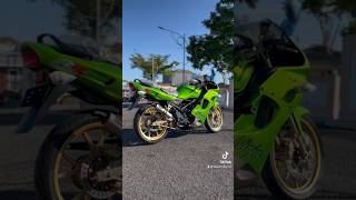 Kawasaki Ninja 150 RR 2007 Gen 2 Green candy [upl. by Sibby385]