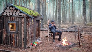 A man builds a log cabin in the forest Shelter made of logs Part 5 [upl. by Aytac738]