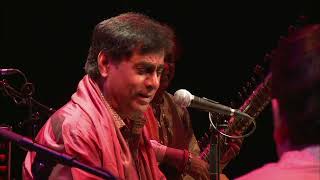 Jagjit Singh Live  Chitthi Na Koi  Hothon Se  HD Sound [upl. by Ahsemaj]