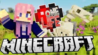 Evil Chickens Attack  Ep 1  Minecraft One Life [upl. by Avril936]