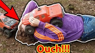 Kid gets Hair stuck in RC CAR  EPIC Bash Day Traxxas XMaxx TRX4 Stampede HPI Savage [upl. by Desma]