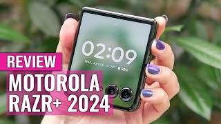 Motorola Razr 50 Ultra Razr 2024 Review The Flip Phone with an Enormous outer Display [upl. by Bernstein]