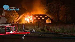 Grote brand verwoest woonboerderij in Finsterwolde [upl. by Aehta862]