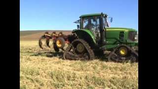 Mascor Soucy Track John Deere Tractor 6930 with 5 Tine Radium Ripper 450mm Depth [upl. by Portwine]