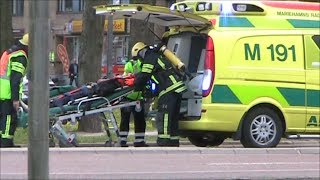 Trafikolycka MopedbilPersonbil Ålandsvägen Storagatan Mariehamn 28 4 2014 Åland [upl. by Sabsay]