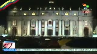 Humo Blanco en el Vaticano La Iglesia católica tiene un nuevo Papa [upl. by Chaunce]