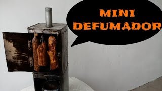 Como construir um Mini Defumador caseiro [upl. by Ayekam837]