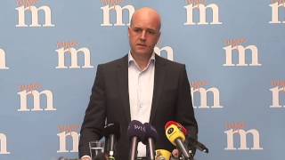 Reinfeldt Invandringen är så dyr att vi inte har råd med något annat [upl. by Novj]