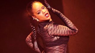 Rihanna quotWooquot Dance Live  SAVAGE X FENTY SHOW [upl. by Sandell]