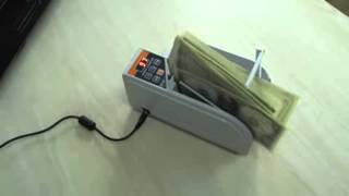 Gadget Heros Mini Currency Counter Money Cash Counting Machine Dual Power [upl. by Ile]