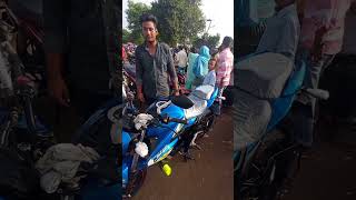 জিকসার ২০২৩ সালের নেকেড ভার্সন বাইক Gixer 2023 model bike in Alamdanga hat [upl. by Kalmick]