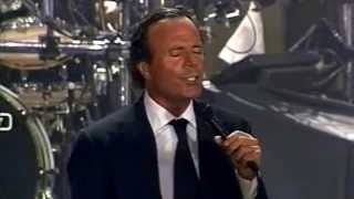 Julio Iglesias  Se Mi Lasci Non Vale Live in Italy 2001 [upl. by Eryn]