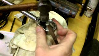 How to Replace a Ratchet Head on a SnapOn Ratchet [upl. by Karol]