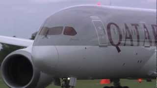 Qatar Airways Boeing 787 Flying During Farnborough Airshow 2012 [upl. by Adihsar]