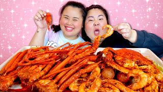 KING CRAB LEGS  GIANT SHRIMP  CRAWFISH SEAFOOD BOIL MUKBANG 먹방 EATING SHOW [upl. by Dorice906]