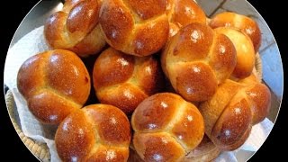 How to make Clover Leaf bread Rolls  Bread Recipe [upl. by Burr]