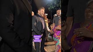 salmaan meets sweetly old lady fan  trending short viralvideo salmankhan [upl. by Jeraldine427]