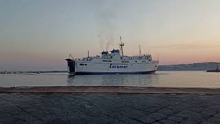 CAREMAR ADEONA  IN EVOLUZIONE NEL PORTO DI PROCIDA  29082024 [upl. by Nil70]