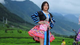 Nkauj Hmong Seev Cev DanceNkauj Kiab Yang 2023 [upl. by Herries313]