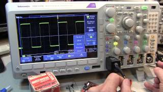 146 10X Probe Compensation on a Tektronix MDO3000 Oscilloscope [upl. by Sasnett]