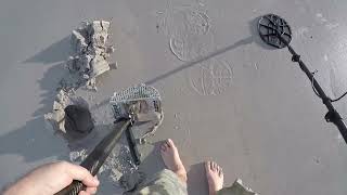 Beach Metal Detecting IDD 340 A Patch Of Old Silver Coins [upl. by Ayyidas418]