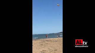 Turista muore in spiaggia a Torino di Sangro [upl. by Elodia280]