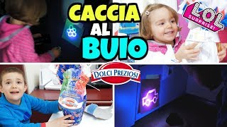 CACCIA ALLE UOVA Dolci Preziosi AL BUIO apriamo 8 Uova di Pasqua [upl. by Fawnia]