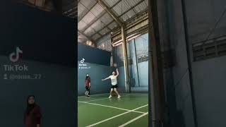 OLAHRAGA BERKELOMPOK BADMINTON GANDA PUTERI [upl. by Harrus]