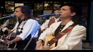 Chitãozinho e Xororó  Brincar De Ser Feliz Ao Vivo No Domingão Do Faustão 1994 [upl. by Toy]