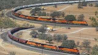 Two BNSF Freights on the Tehachapi Loop 120915 [upl. by Damien574]