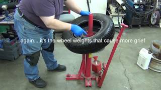 How to use a manual tire changer  Harbor Freight [upl. by Ackley]