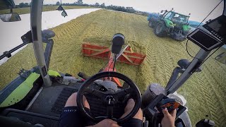 CLAAS XERION 3800 TRAC VC  PUSHING SILAGE  View From The Driver [upl. by Tish]