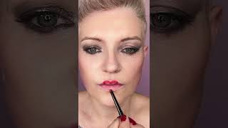 Labios rojos perfectosmaquillaje makeup [upl. by Arretal]