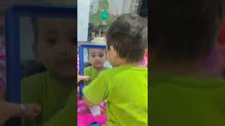 Aaina 🪞 aaine pe Fida 🫠 ho gya😘😍😍cute baby zainul 🥰😘😍 [upl. by Ellissa]